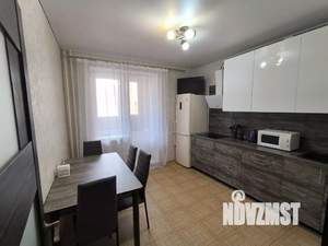 1-к квартира, посуточно, 47м2, 1/1 этаж