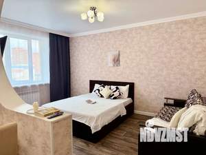 1-к квартира, посуточно, 42м2, 6/17 этаж