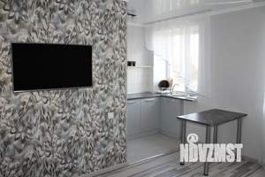 Студия квартира, посуточно, 35м2, 5/9 этаж