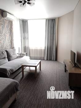 1-к квартира, посуточно, 40м2, 3/6 этаж