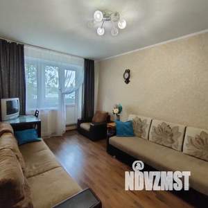 2-к квартира, посуточно, 47м2, 4/5 этаж