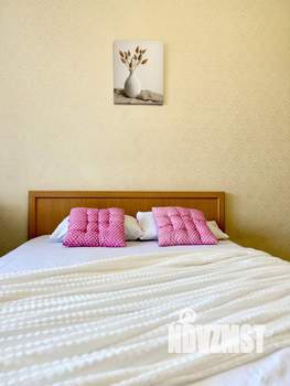 1-к квартира, посуточно, 44м2, 2/15 этаж