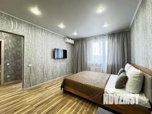 1-к квартира, посуточно, 43м2, 8/17 этаж