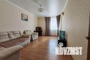 2-к квартира, посуточно, 68м2, 7/10 этаж