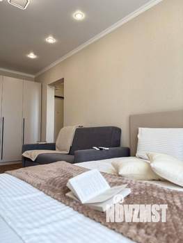 1-к квартира, посуточно, 42м2, 11/17 этаж