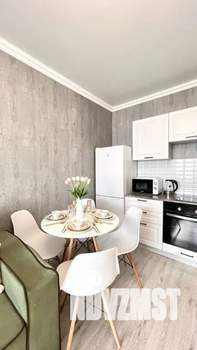 1-к квартира, посуточно, 40м2, 15/17 этаж