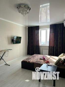 1-к квартира, посуточно, 42м2, 1/1 этаж