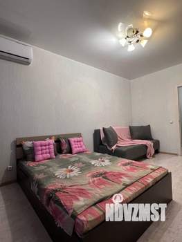 1-к квартира, посуточно, 35м2, 1/1 этаж