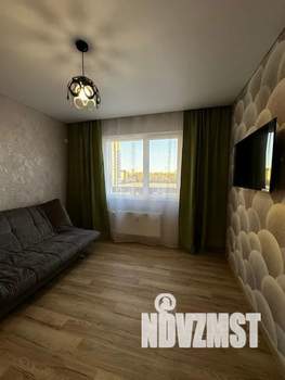 2-к квартира, посуточно, 38м2, 4/17 этаж