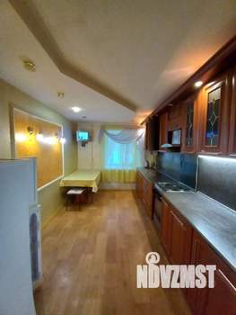 3-к квартира, посуточно, 85м2, 1/6 этаж