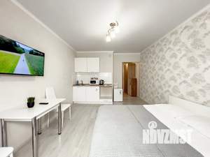 Студия квартира, посуточно, 28м2, 3/17 этаж