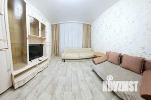 2-к квартира, посуточно, 65м2, 3/17 этаж