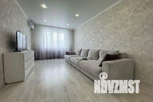 2-к квартира, посуточно, 62м2, 4/17 этаж