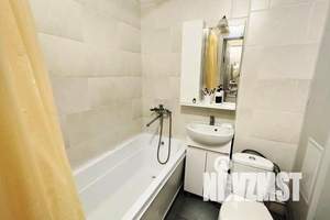 1-к квартира, посуточно, 40м2, 3/17 этаж