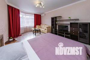 1-к квартира, посуточно, 42м2, 10/12 этаж