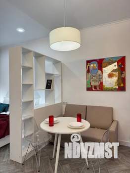 Студия квартира, посуточно, 38м2, 6/6 этаж