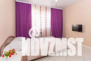 2-к квартира, посуточно, 65м2, 2/17 этаж