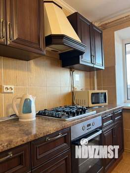 1-к квартира, посуточно, 45м2, 4/10 этаж