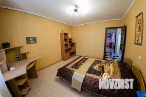 3-к квартира, посуточно, 105м2, 1/1 этаж