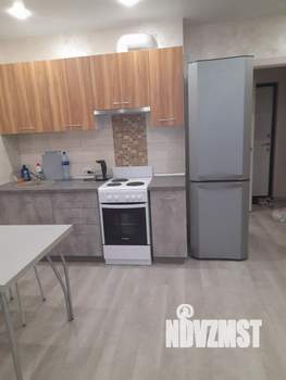 Студия квартира, посуточно, 34м2, 5/17 этаж