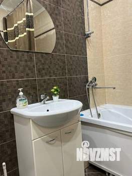 1-к квартира, посуточно, 42м2, 1/1 этаж