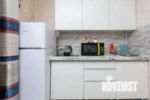 1-к квартира, посуточно, 43м2, 2/17 этаж