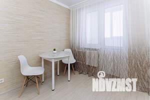 1-к квартира, посуточно, 38м2, 3/16 этаж