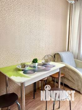 1-к квартира, посуточно, 37м2, 3/18 этаж