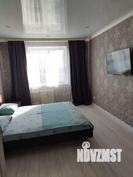 2-к квартира, посуточно, 42м2, 8/15 этаж