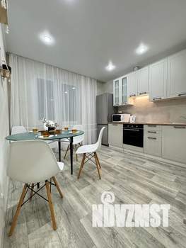 1-к квартира, посуточно, 44м2, 12/17 этаж