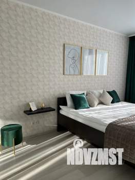 1-к квартира, посуточно, 35м2, 14/18 этаж