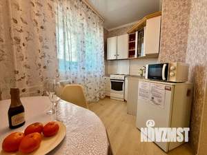 1-к квартира, посуточно, 38м2, 16/17 этаж