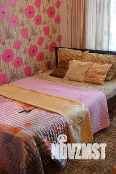 2-к квартира, посуточно, 60м2, 1/1 этаж