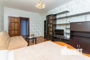 1-к квартира, посуточно, 40м2, 3/17 этаж