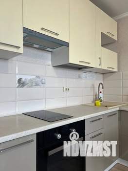 Студия квартира, посуточно, 36м2, 13/17 этаж