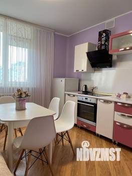 1-к квартира, посуточно, 38м2, 11/17 этаж