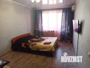 1-к квартира, посуточно, 38м2, 3/9 этаж