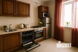 1-к квартира, посуточно, 64м2, 1/1 этаж