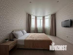 1-к квартира, посуточно, 37м2, 13/17 этаж