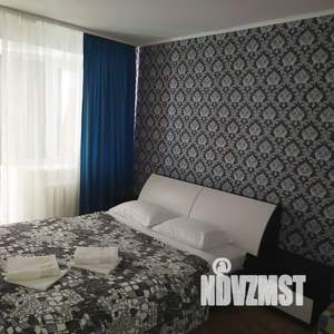 1-к квартира, посуточно, 42м2, 9/10 этаж