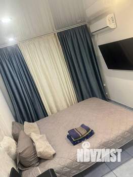 Студия квартира, посуточно, 18м2, 1/1 этаж