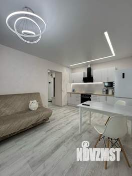 1-к квартира, посуточно, 40м2, 3/23 этаж