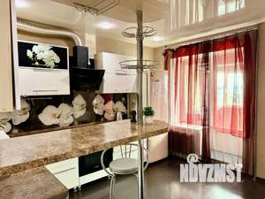 1-к квартира, посуточно, 42м2, 1/1 этаж