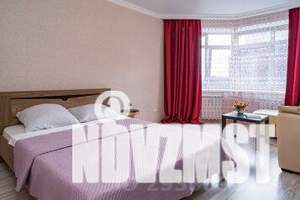 1-к квартира, посуточно, 42м2, 10/12 этаж