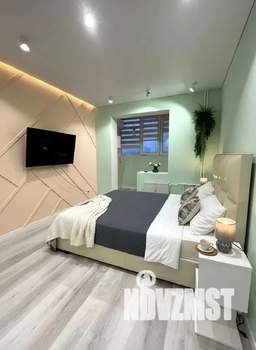 1-к квартира, посуточно, 38м2, 7/17 этаж