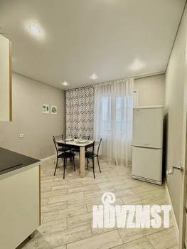 1-к квартира, посуточно, 40м2, 10/17 этаж