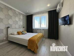 1-к квартира, посуточно, 50м2, 1/1 этаж