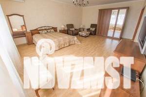 1-к квартира, посуточно, 65м2, 6/8 этаж