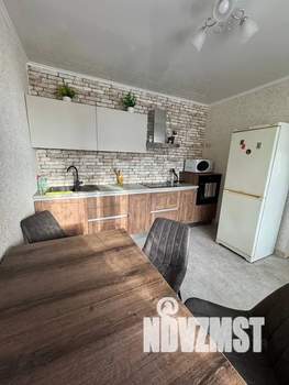 2-к квартира, посуточно, 65м2, 1/17 этаж