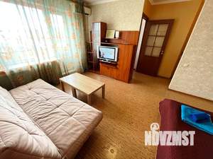 1-к квартира, посуточно, 33м2, 3/5 этаж